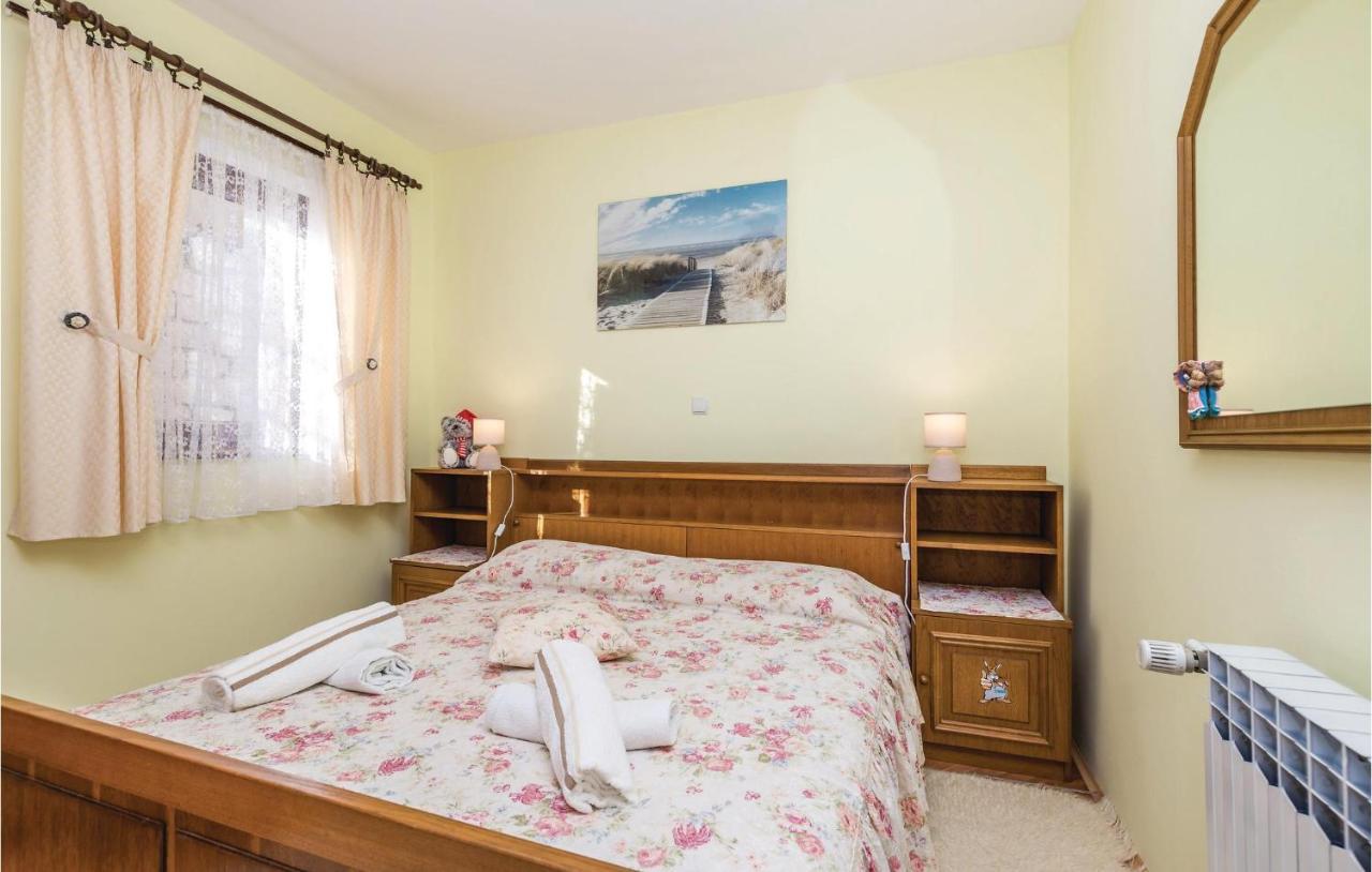 Cozy Apartment In Lovran With Kitchen Экстерьер фото