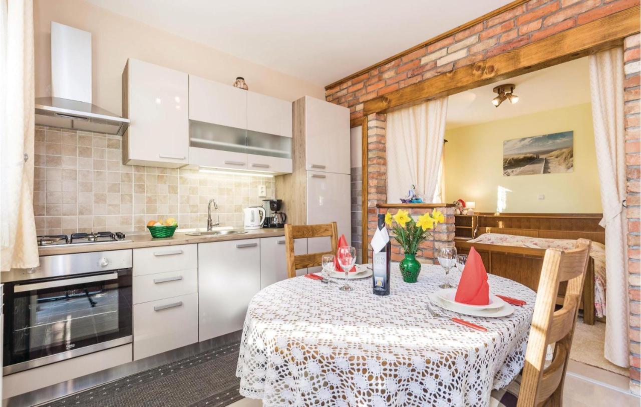 Cozy Apartment In Lovran With Kitchen Экстерьер фото