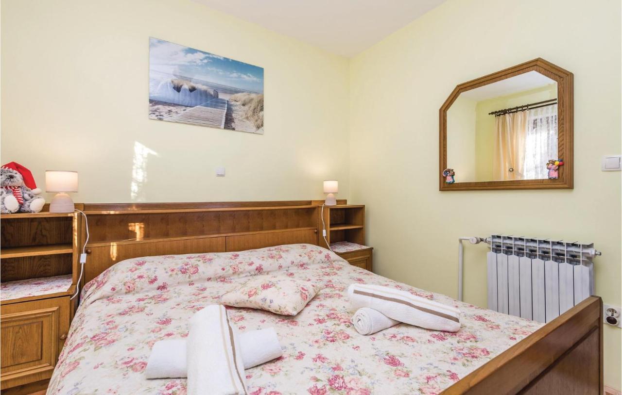 Cozy Apartment In Lovran With Kitchen Экстерьер фото